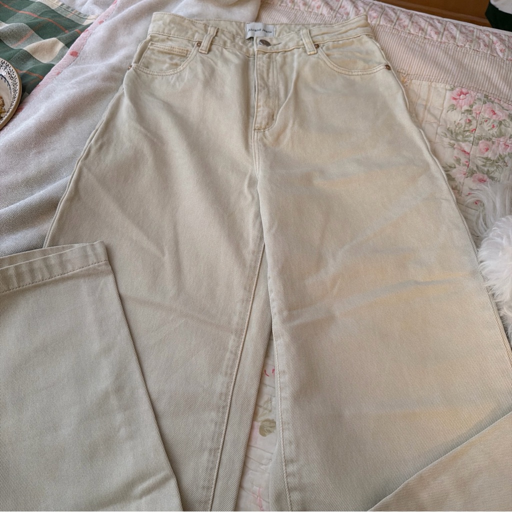 Abrand Women's High Rise Jeans In Cream